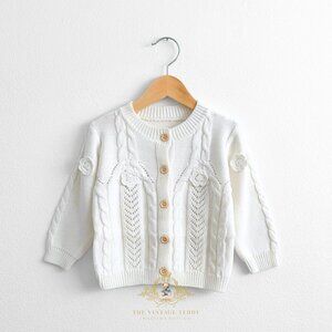 NWT Lovely Girls Cardigan Sweater Knitted Long Sleeve Flowers Design White 3-6M